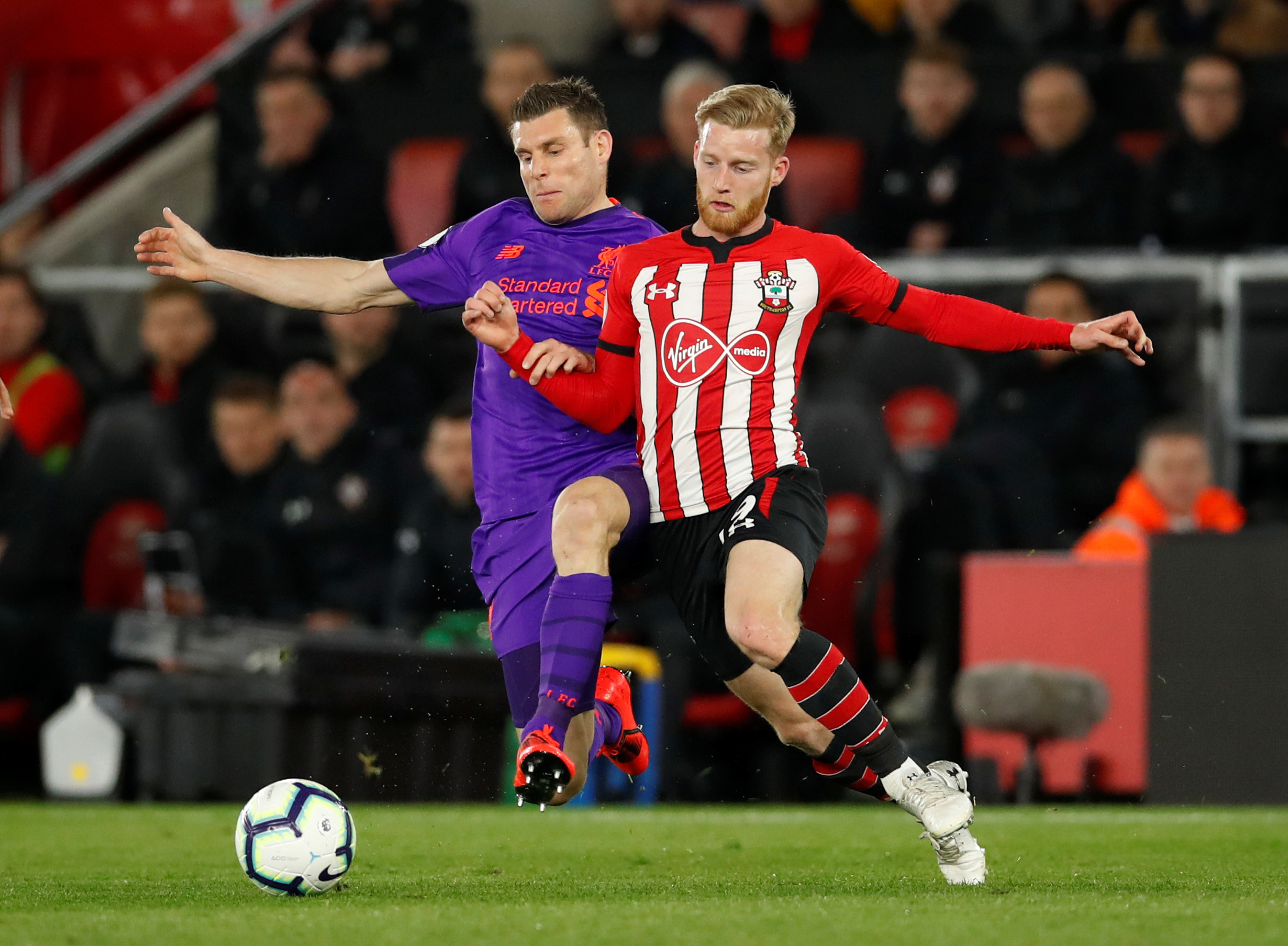 高风险高回报！凯尔特人欲10换1交易豪赌浓眉，组建四巨头冲冠（凯尔特人拟10换1豪赌浓眉，组建四巨头冲冠，风险与回报并存）