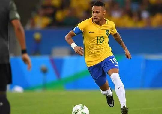 费利佩：这个赛季很遗憾在关键时候犯了错误，要好好总结（费利佩：本赛季关键时刻出现失误令人遗憾，将认真总结）