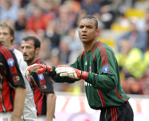 赛后情书：“斯坦福乔惨案”牢霍大专毕业，切尔西3比0巴萨（赛后快评：斯坦福桥再成话题，切尔西3比0巴萨，某球员迎来“大专毕业夜”）