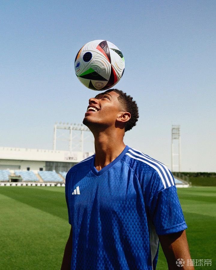 罗马诺：哈托已完成体检，今天与切尔西签约7年（罗马诺：哈托完成体检，今日将与切尔西签下7年合同）